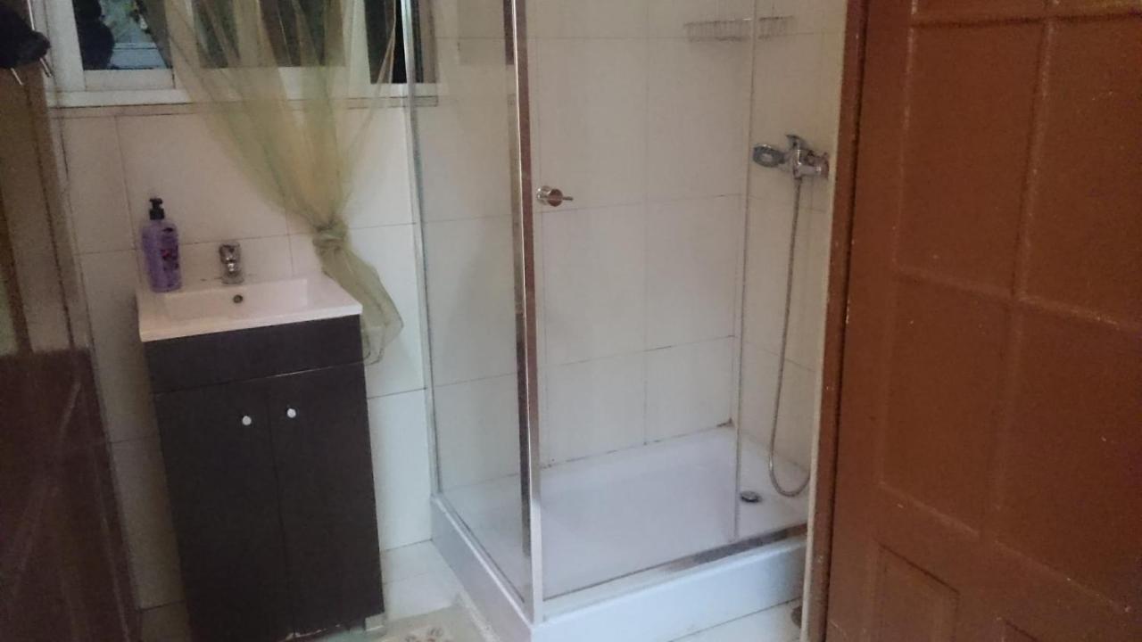 Al-almada-2 Quarto em Acomodações Particulares *